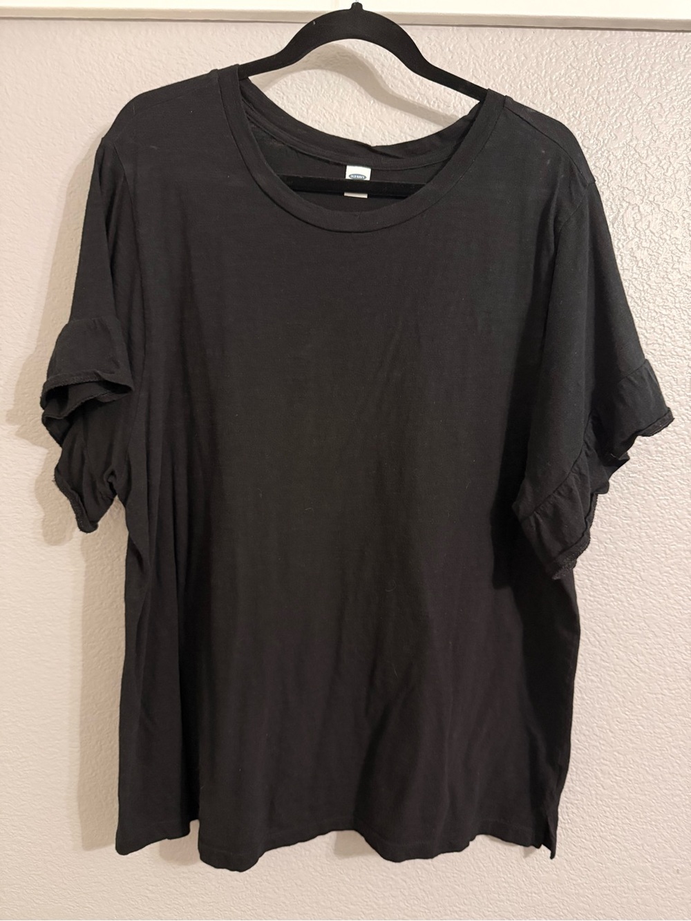 Old Navy Black Crewneck Tee with Ruffle Trimmed Sleeves